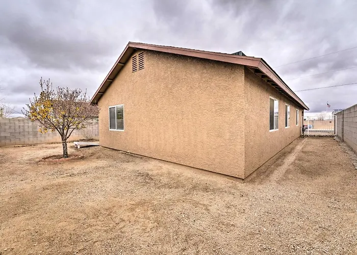 Kid-friendly Near Parks & Dining Kingman