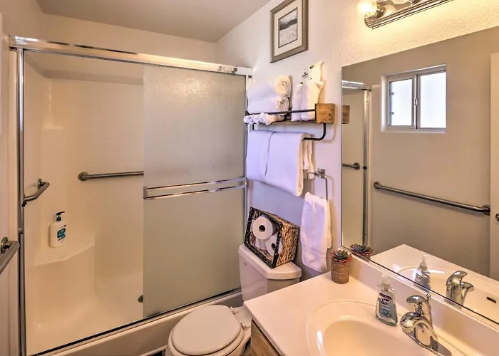 Ferienhaus Kid-friendly Near Parks & Dining *